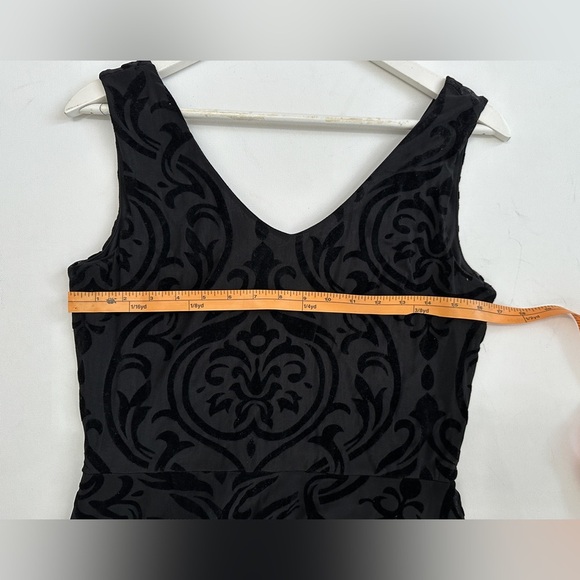 Black Sleeveless Knee Length Dress - V-Neck - Velvet Pattern Detail -Size:Medium - Picture 6 of 8